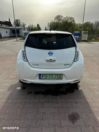 Nissan Leaf 24kWh Acenta - 17