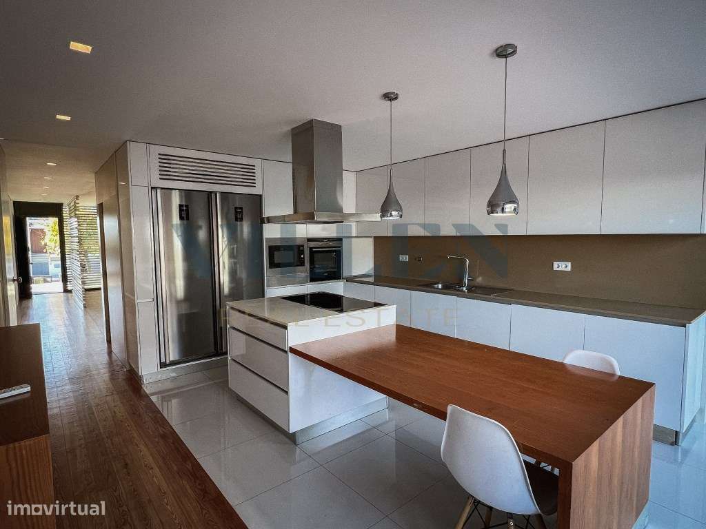 Moradia V4 em Guimarães-7