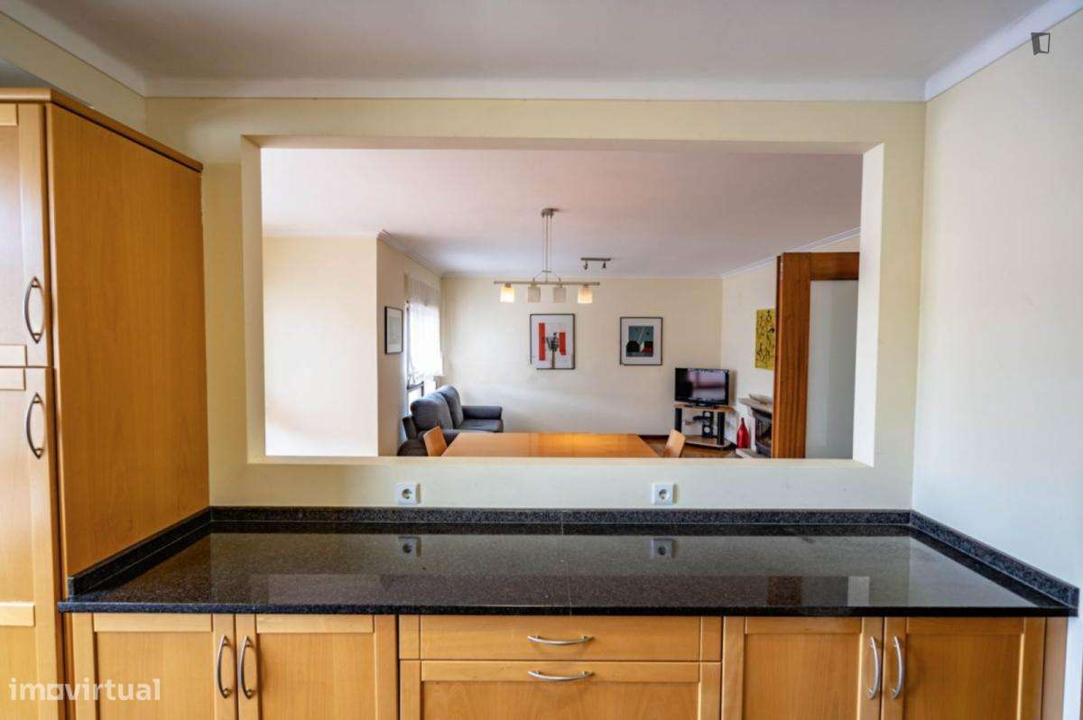 Quarto - localizado em  Coimbra - Grande imagem: 4/13