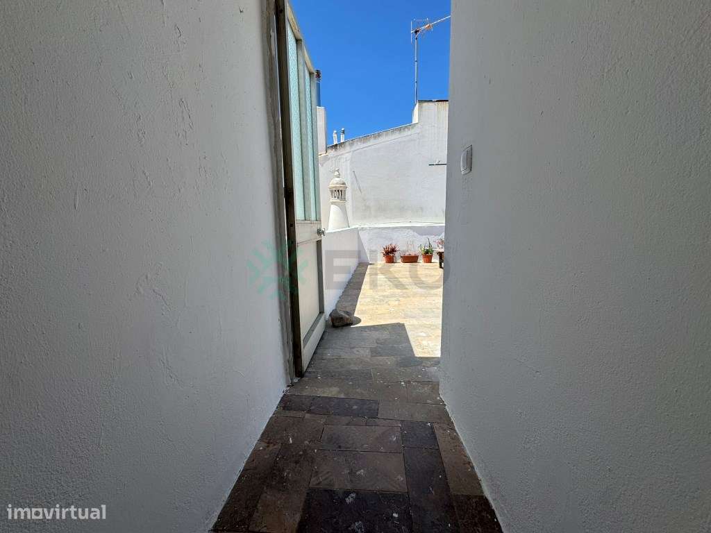 Apartamento t1 à venda na Rua da Capelinha-14