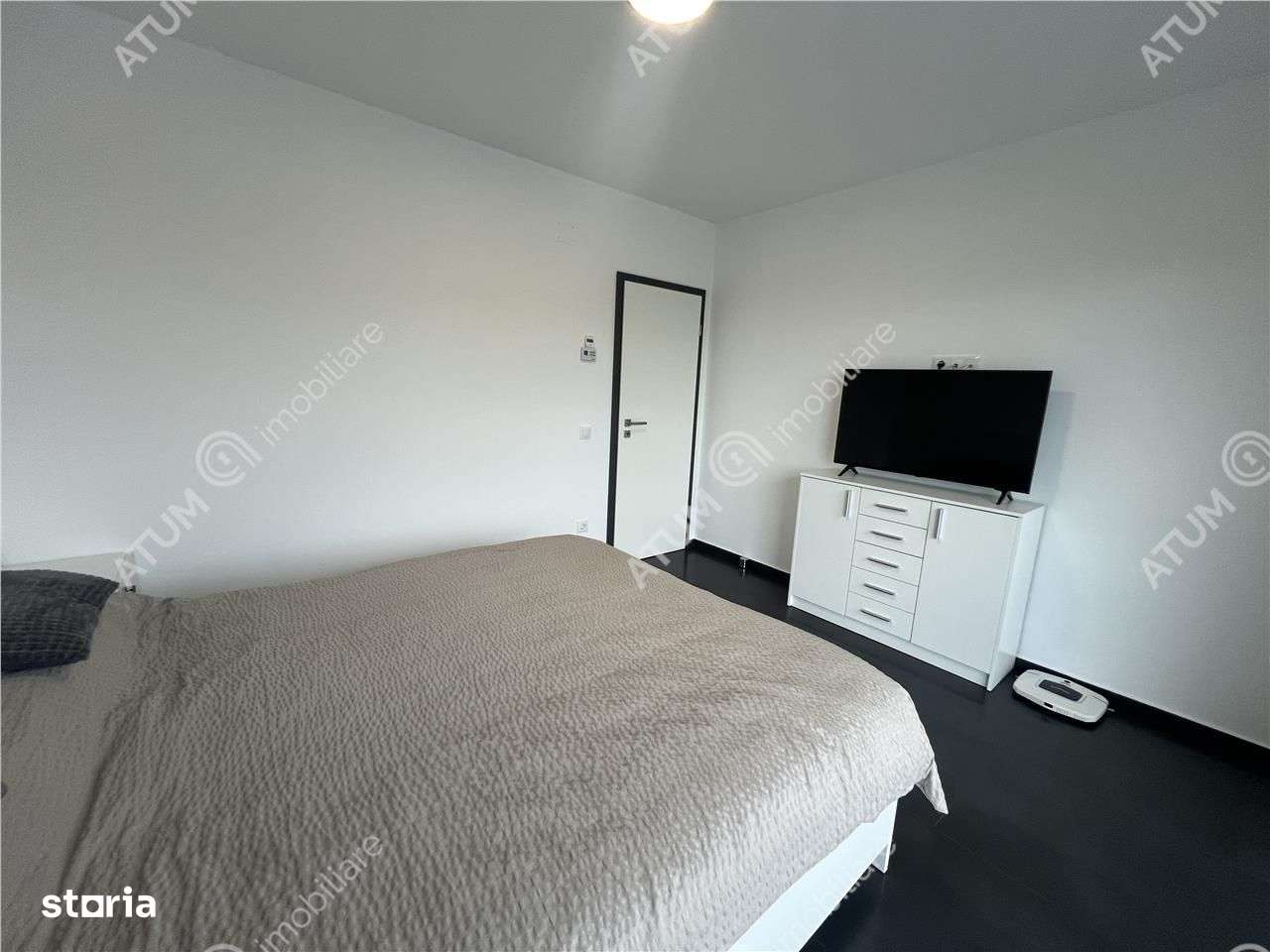 Casa cu 4 camere 2 bai si teren de 266 mp zona Arhitectilor - Imagine principală: 5/20