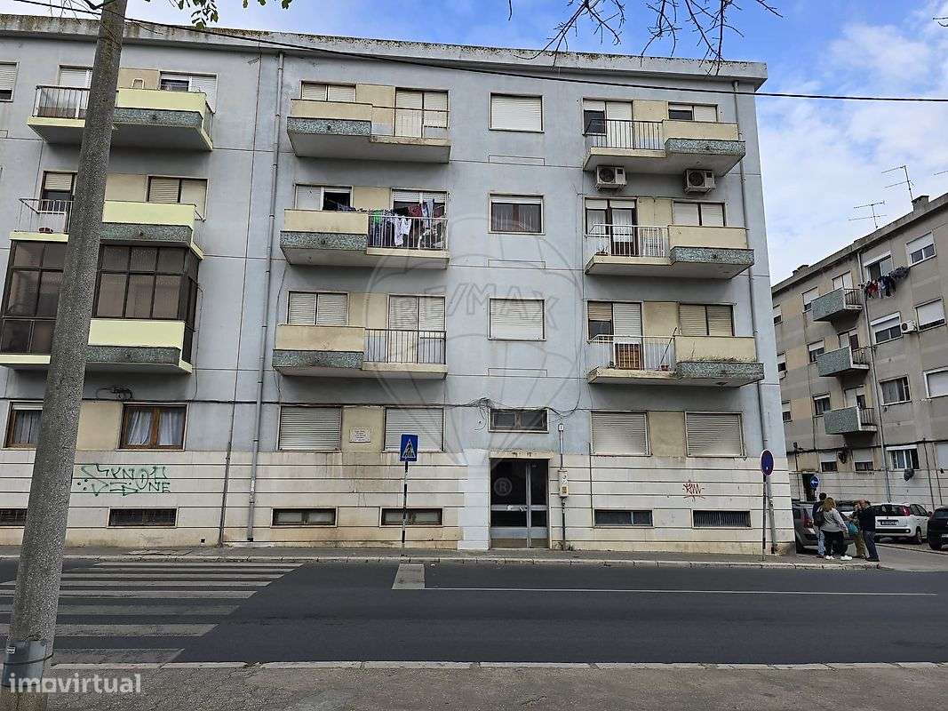 Prédio  para venda - Grande imagem: 2/27