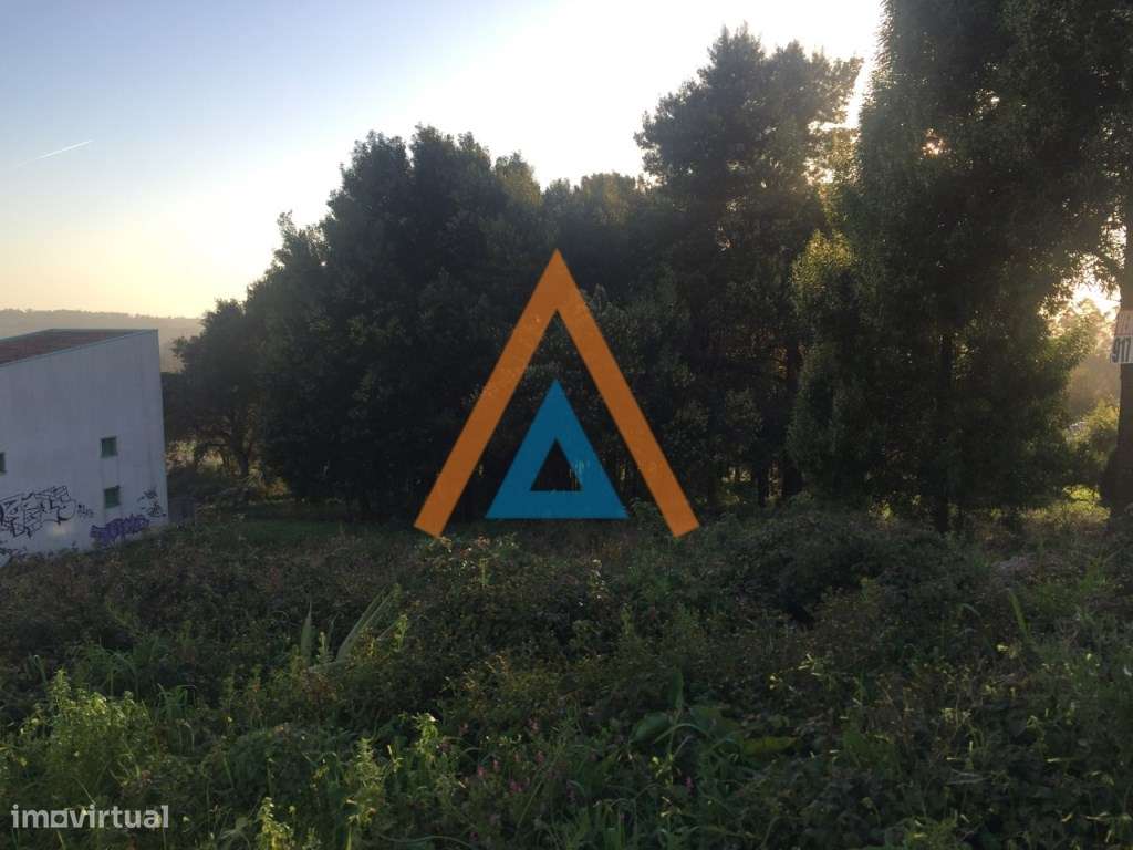 Excelente lote de terreno construção de uma casa - Grande imagem: 3/5