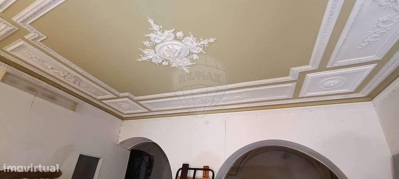 Moradia T21 para venda-1