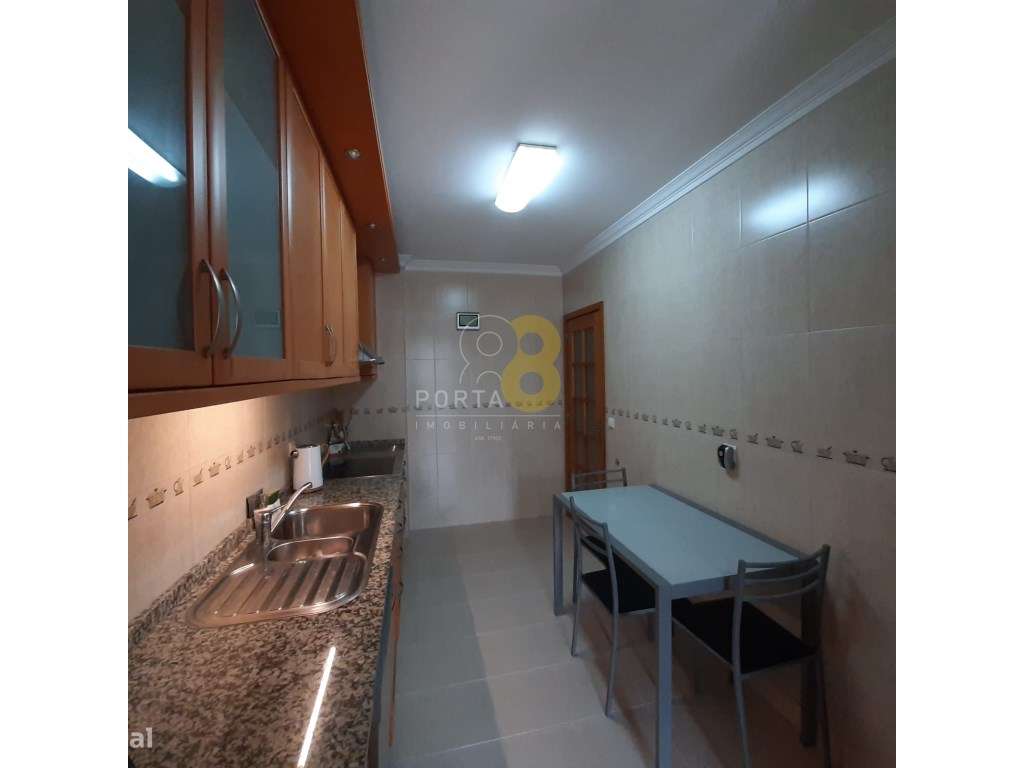 T2 com Terraço - Senhora da Hora-9