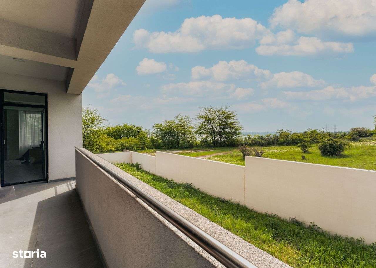 Apartament 3 camere malul lacului Brates-9