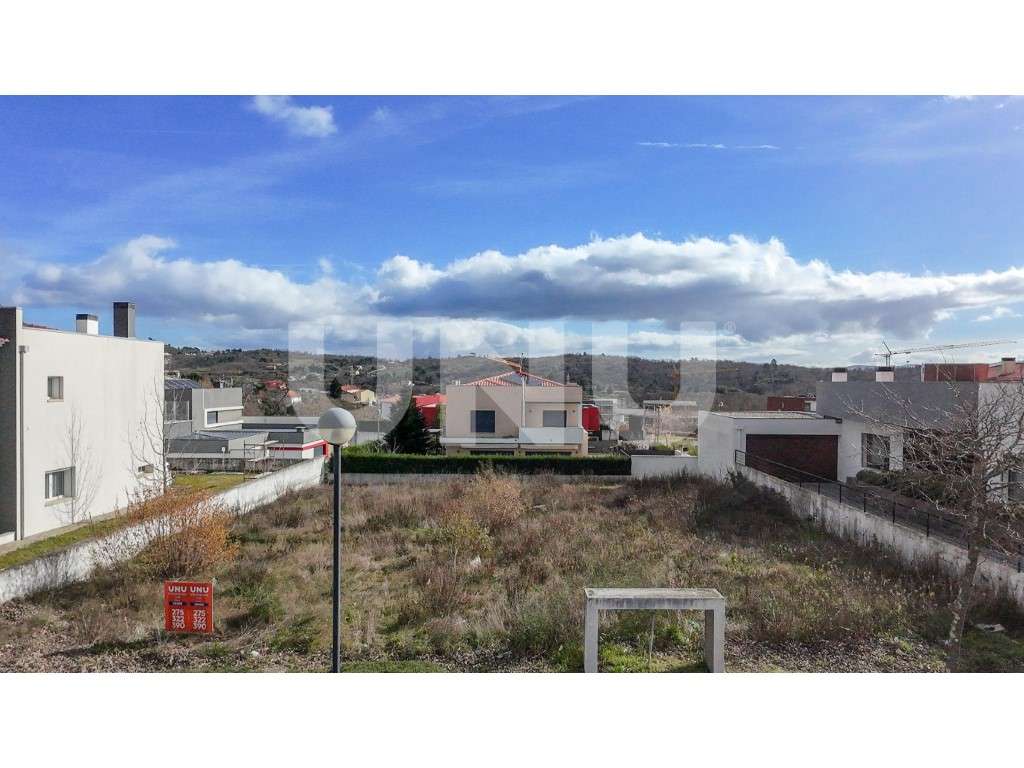 Construa a Casa dos Seus Sonhos - Terreno Urbano na Quinta Ponte Te... - Grande imagem: 3/6