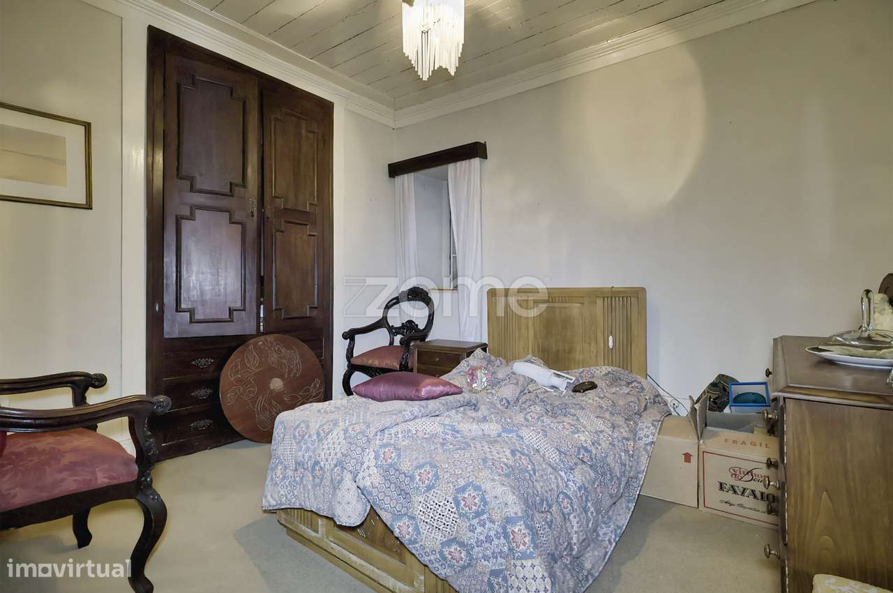 Moradia c/9 divisões, vinha e armazém em Lugar de São Gonçalo, Fava...-22