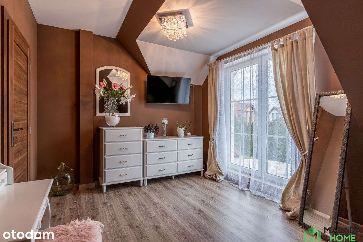 Dom z basenem pod Strzelinem-12