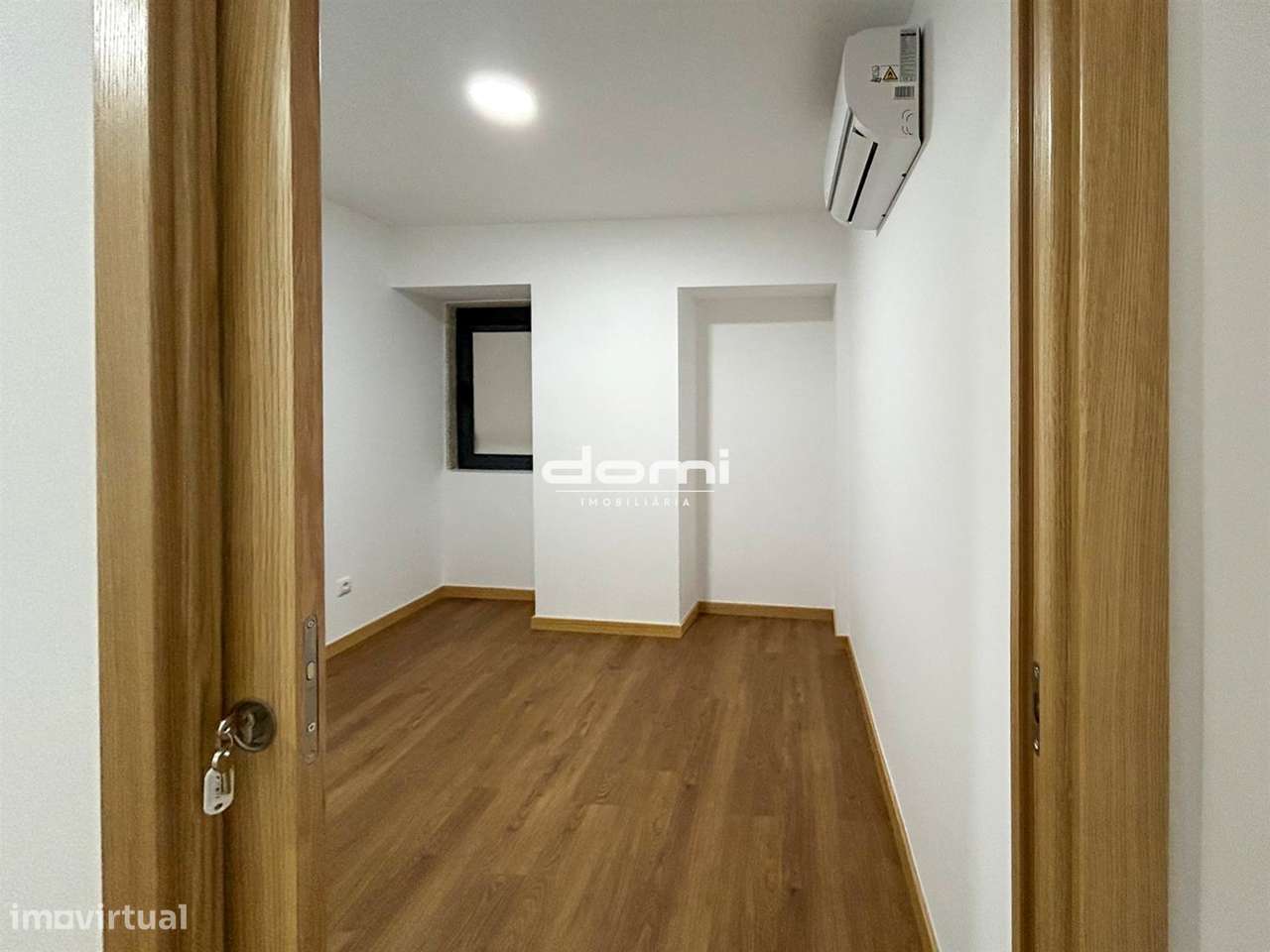 Prédio T7 no centro Termal - Grande imagem: 4/16