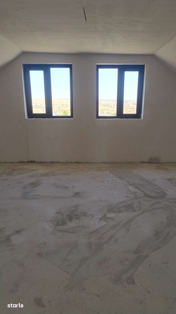 Casa cu mansardă in Valu lui Traian-6