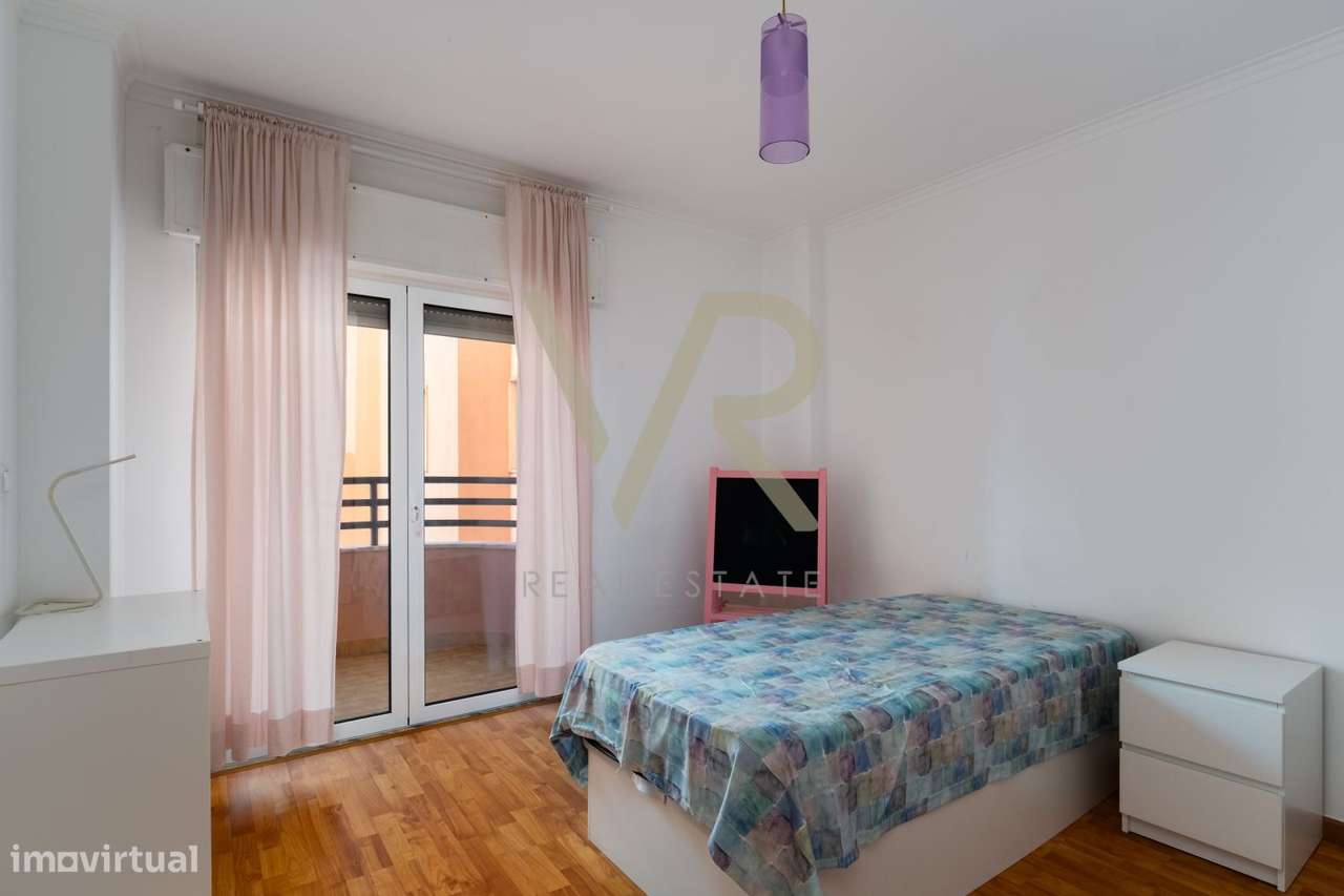 Apartamento T3 à venda em São Marcos – Conforto, luminosidade e lo-8