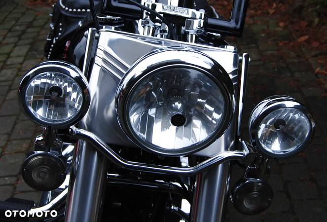 Harley-Davidson Softail Heritage Classic - 3