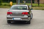 Volkswagen Passat 1.4 TSI BMT Comfortline - 11