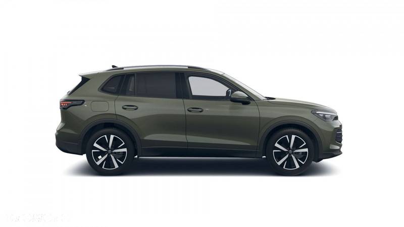 Volkswagen Tiguan - 5