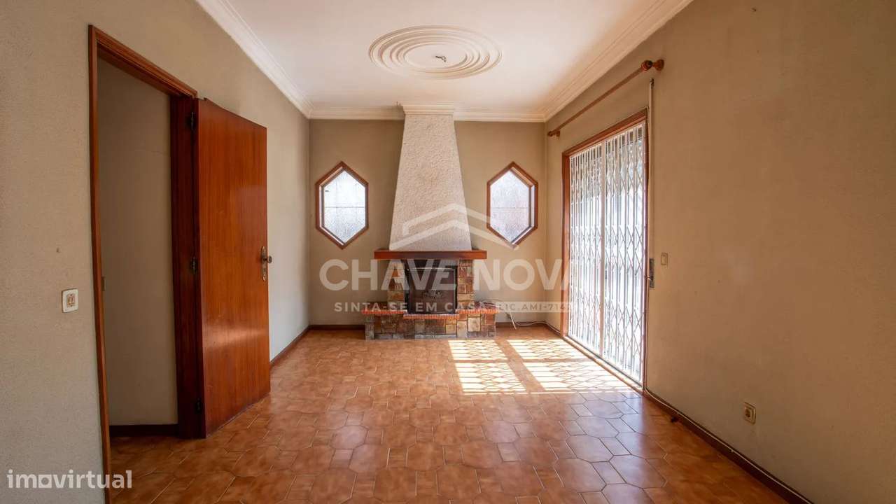 PS - Moradia T3, inserida num terreno com 1500m²-14