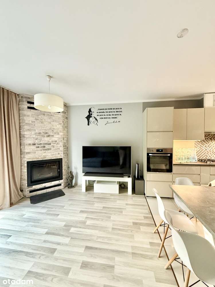 Segment skrajny 92m2 z dużym ogrodem i tarasem na dachu !-3