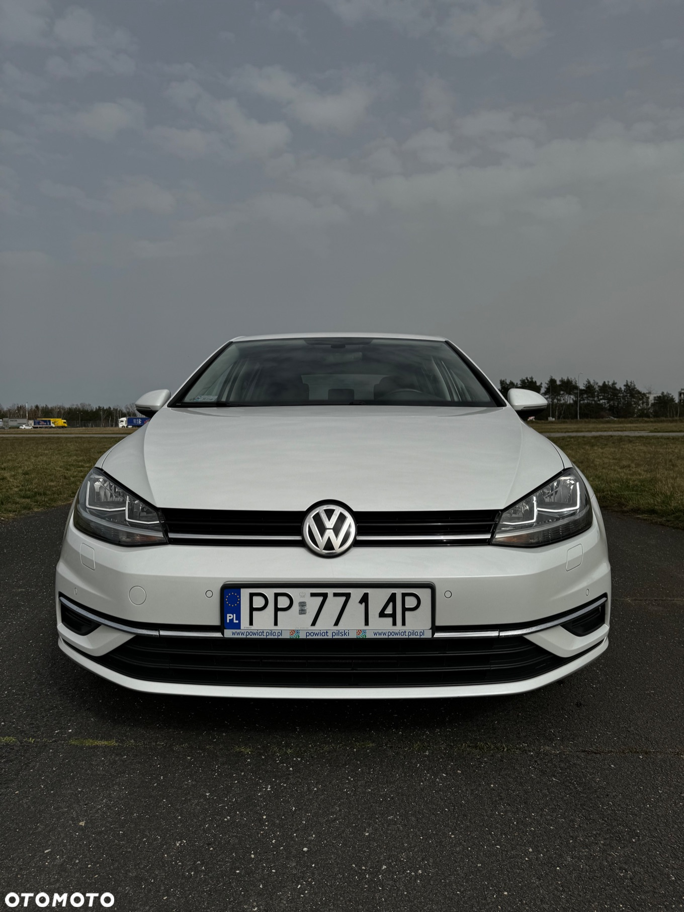 Volkswagen Golf 1.0 TSI (BlueMotion Technology) Trendline - 3