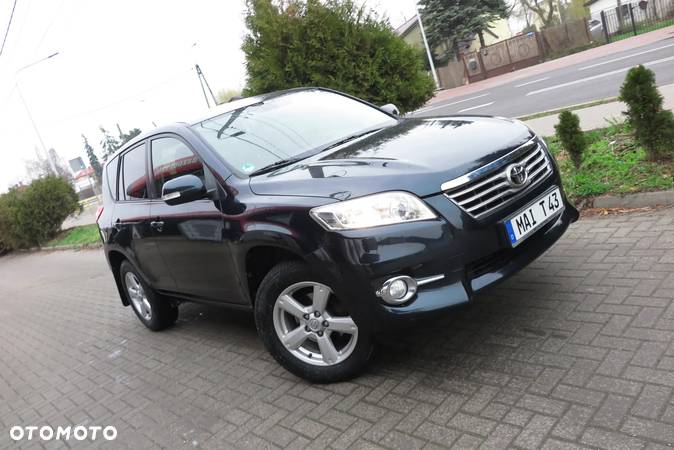 Toyota RAV4 2.2 D-4D 4x4 Life - 1