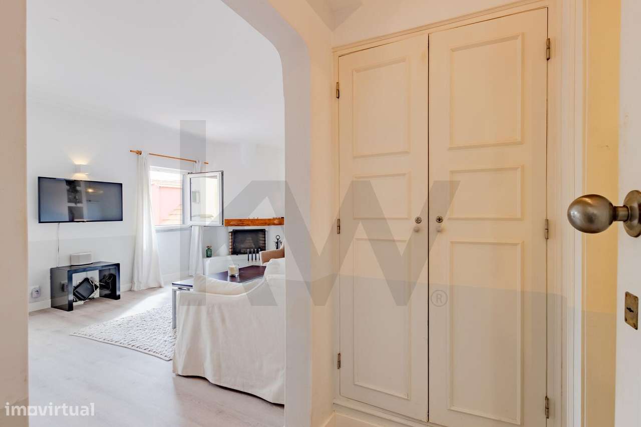 Apartamento totalmente renovado, muito luminoso, no Centro Histórico d-15
