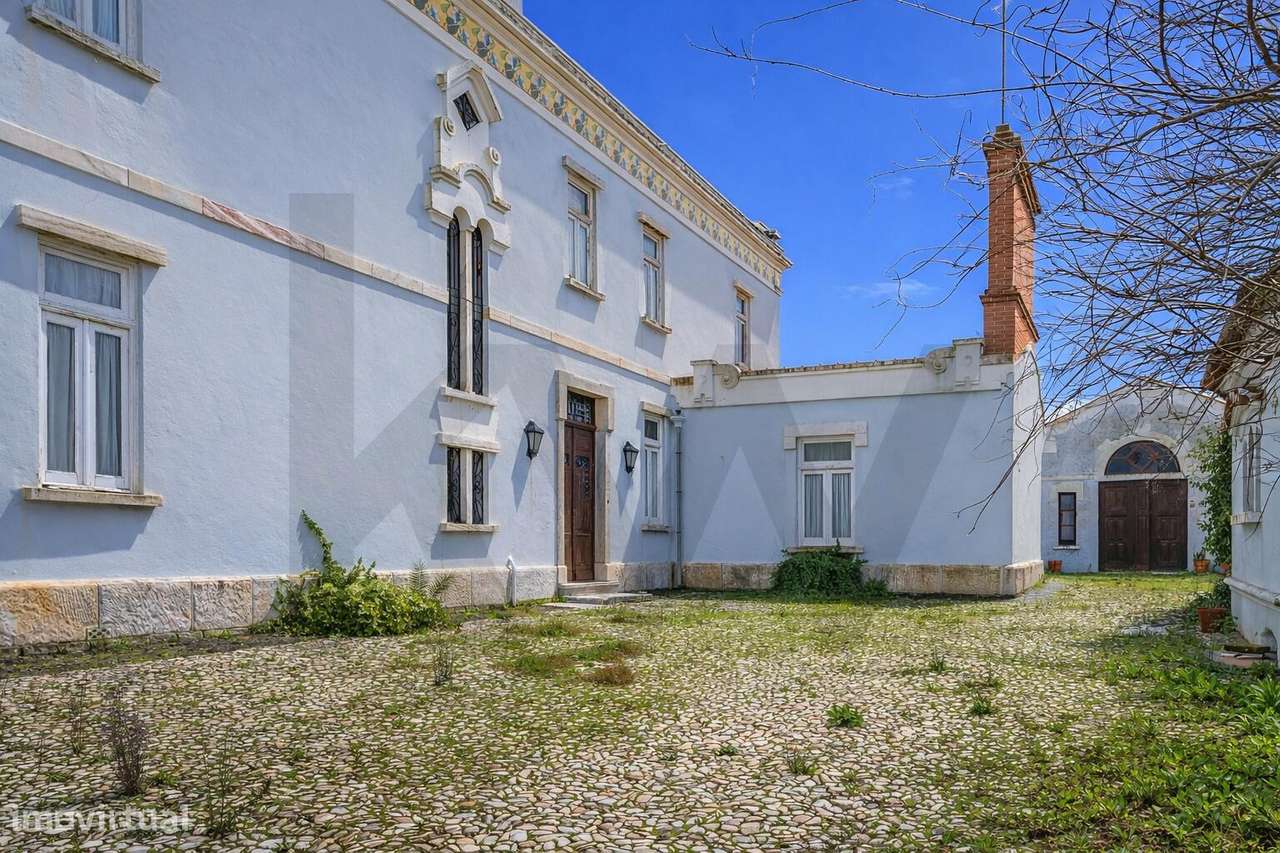 Palacete Histórico para Reabilitação em Estremoz - Grande imagem: 5/40
