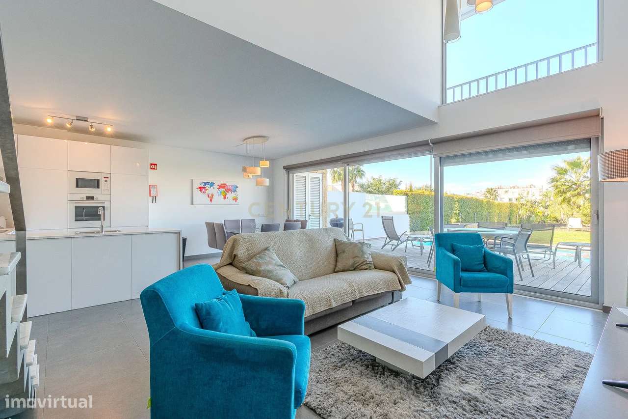 Moradia T3 Moderna no Coração de Albufeira - Grande imagem: 2/41