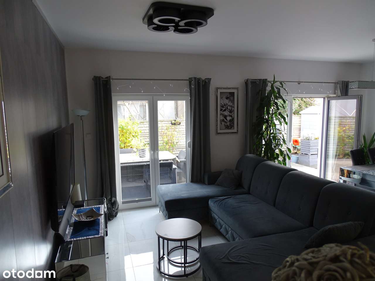 Dom w zabudowie szeregowej na sprzedaż-6