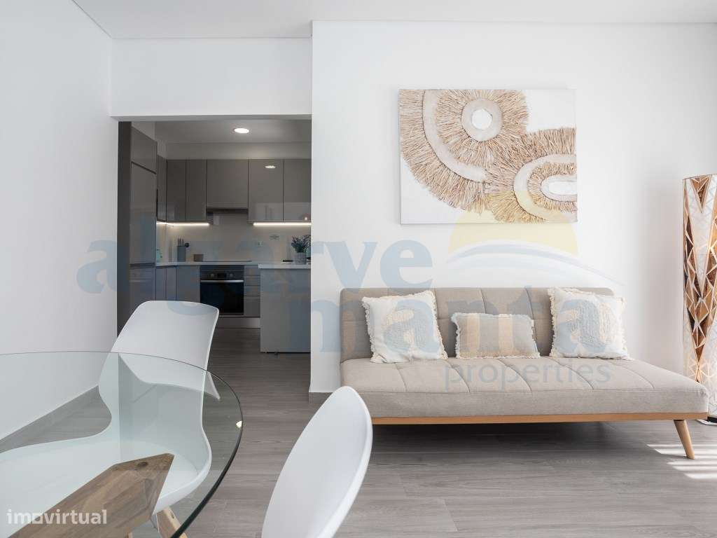 Apartamento T2 em Condomínio Privado - Perto da Praia da Manta Rota - Grande imagem: 4/28