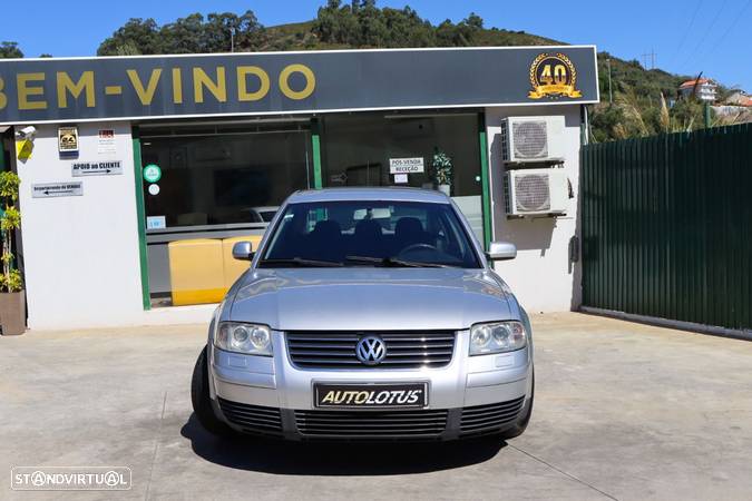 VW Passat 1.9 TDi Confortline 6V - 2