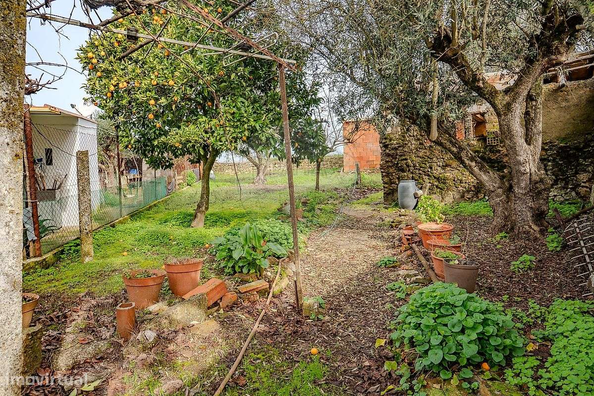 Moradia T2 para venda-9