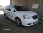 Chrysler Town & Country - 1