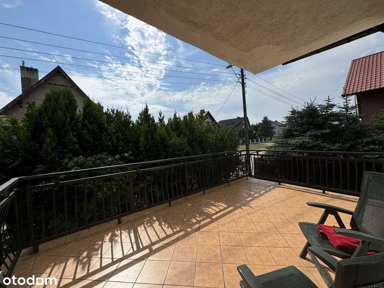 Zamieszkaj w domu, który łączy komfort, przestrzeń i relaks!-7