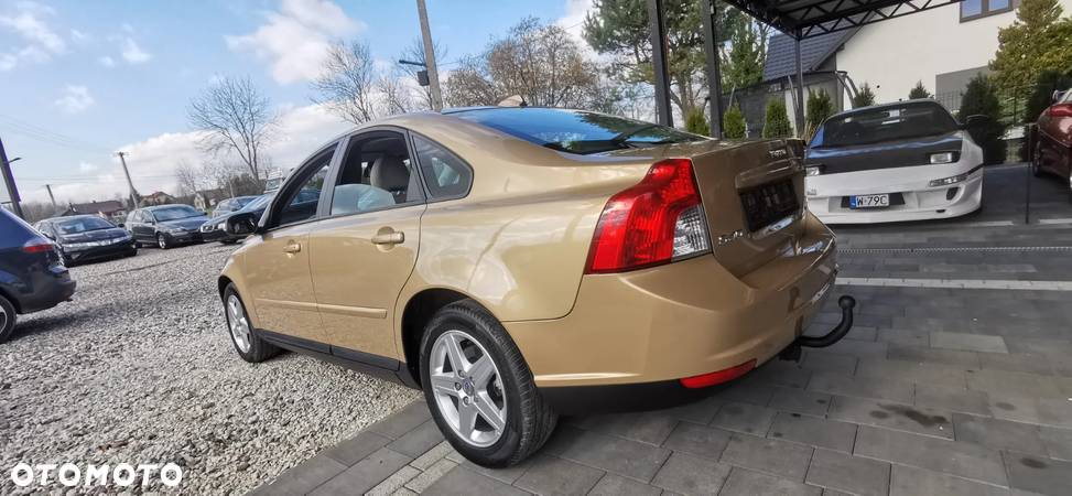 Volvo S40 1.8 Momentum - 13