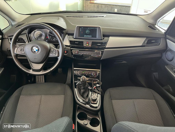 BMW 216 Active Tourer d Advantage - 9