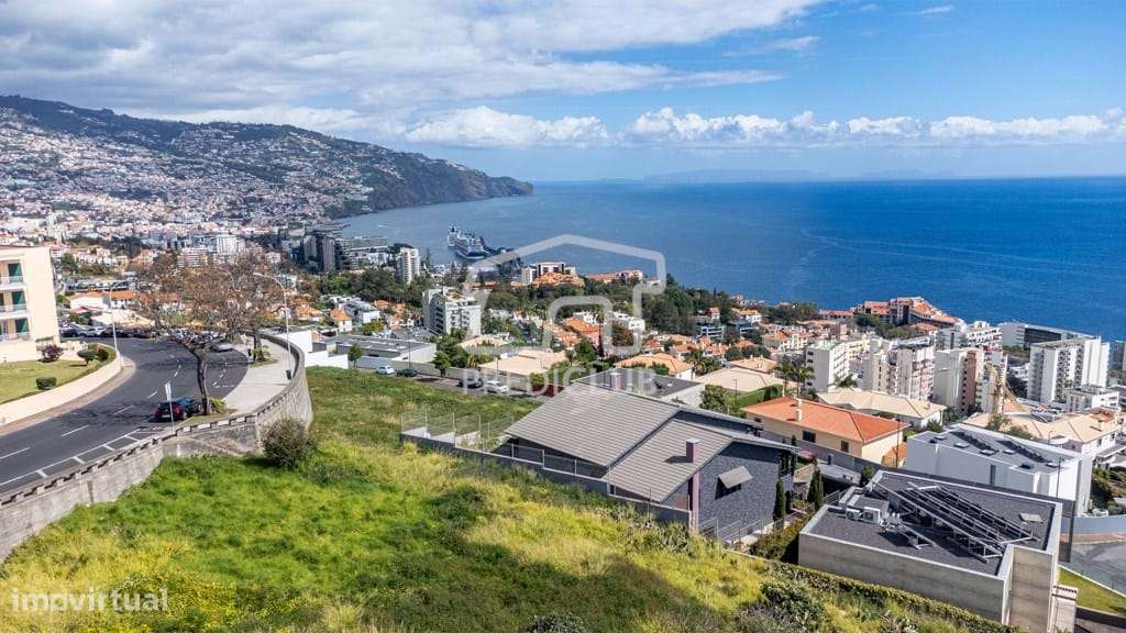 Moradia T4+1 - Funchal - Grande imagem: 2/50
