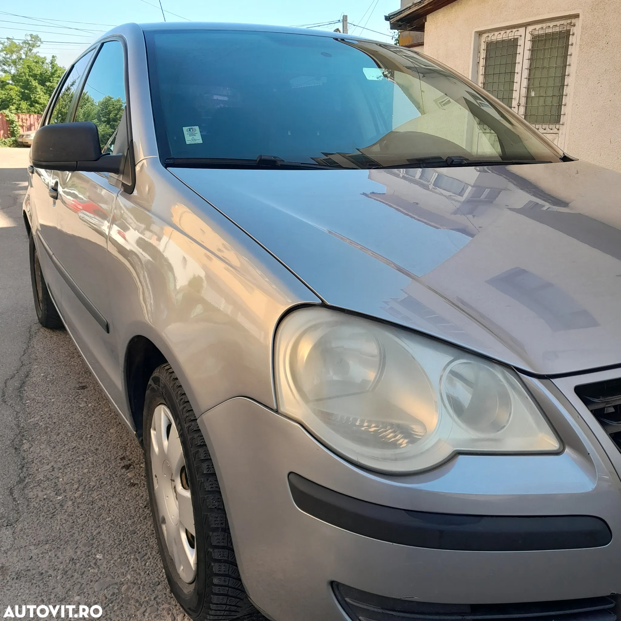 Volkswagen Polo 1.2 Attractive - 7