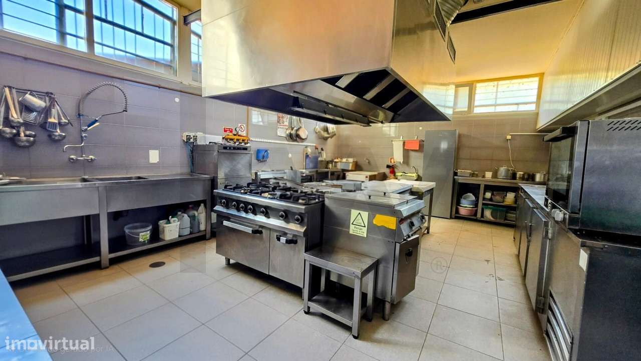 Trespasse Restaurante na Zona da Solum Coimbra com Boa Faturação a fun - Grande imagem: 2/22