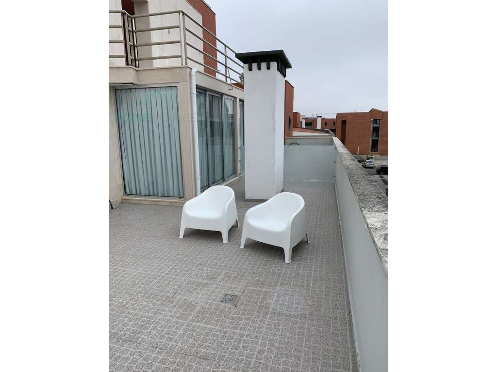 Apartamento T3+2 Duplex Universidade Aveiro-25
