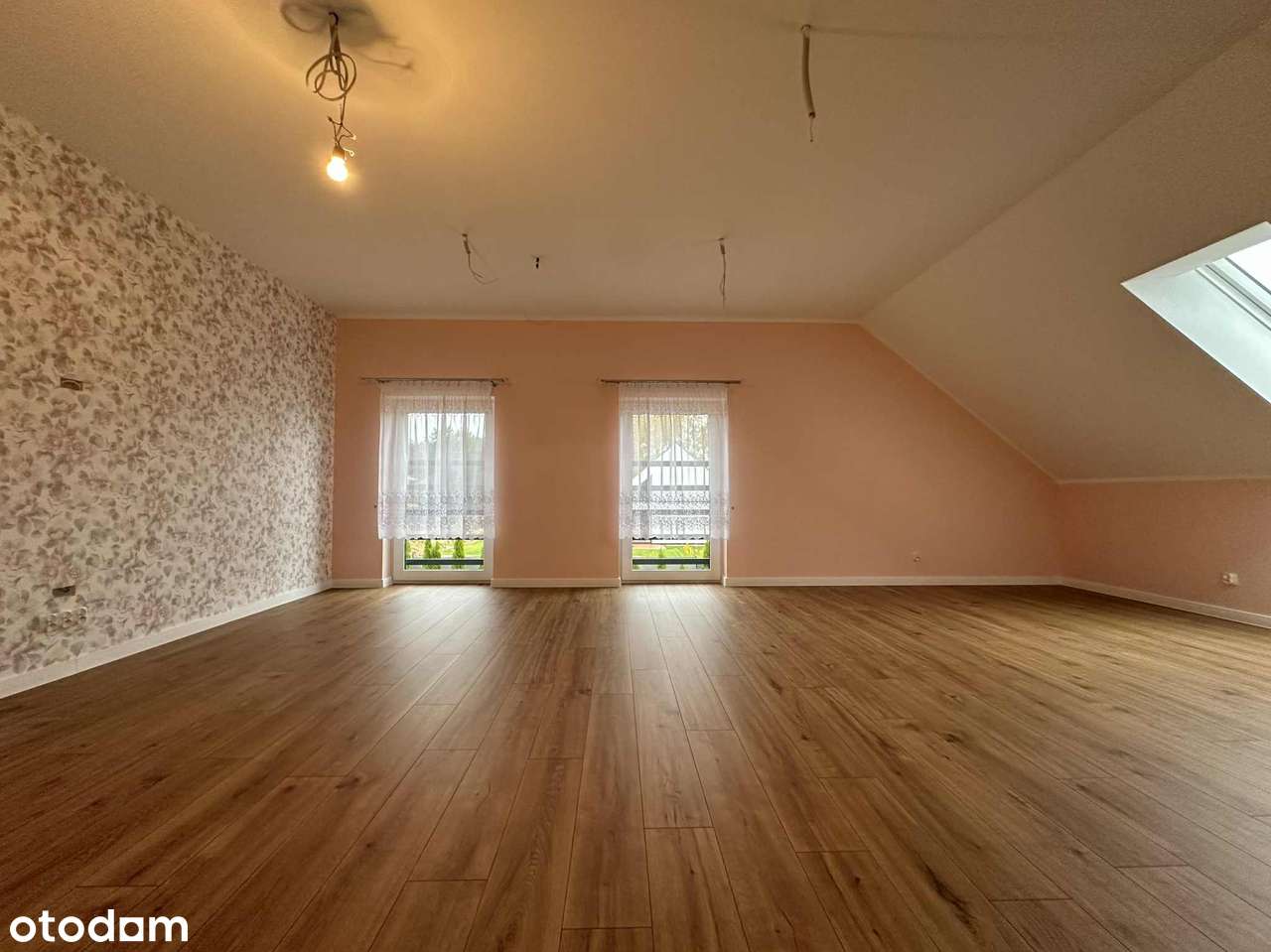 Nowoczesny dom z dużą działką, Wielgłowy-16