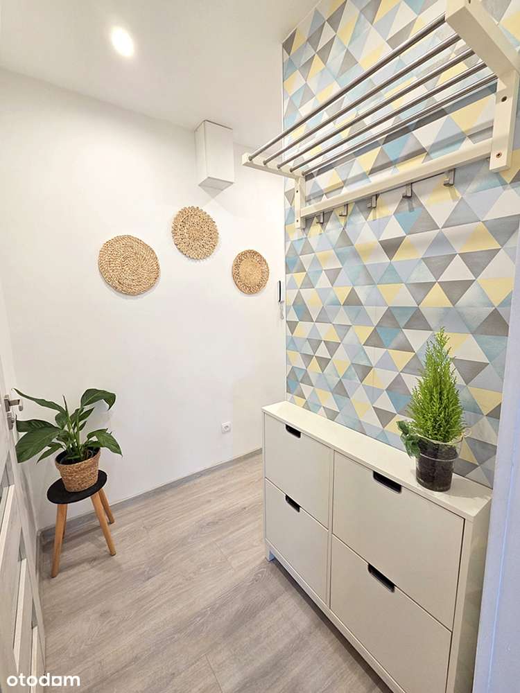 Bardzo ładne do wprowadzenia z parkingiem-16