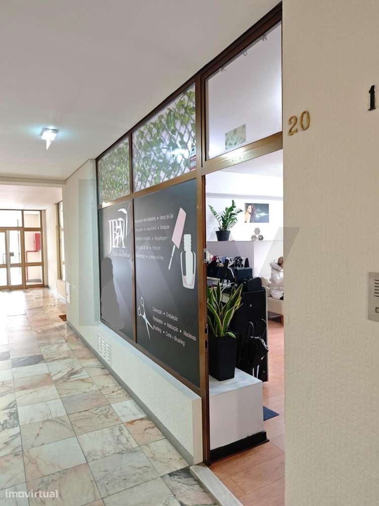 Oportunidade de investimento – Loja Comercial no Carvalhido, Porto - Grande imagem: 2/7