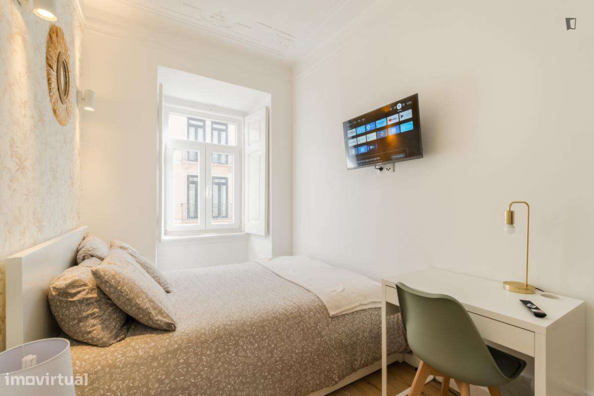 Quarto - localizado em Arroios Lisbon - Grande imagem: 4/10