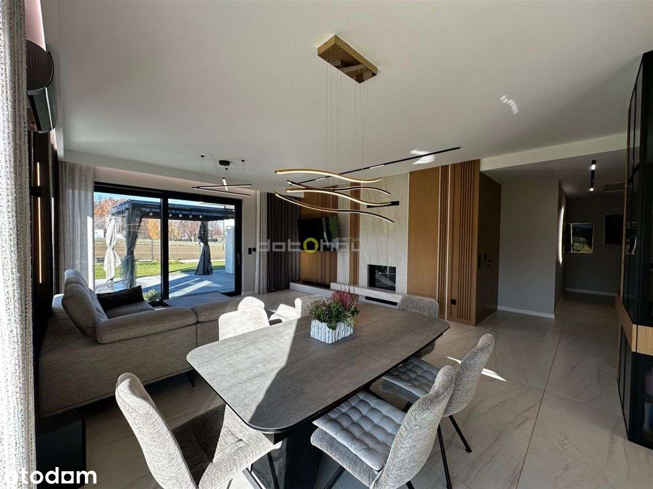 Dom, 203 m², Tychy-0