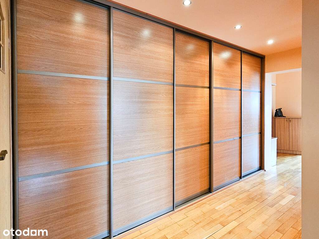 3 lub 4 przestronne pokoje w centrum, 2 windy!-6