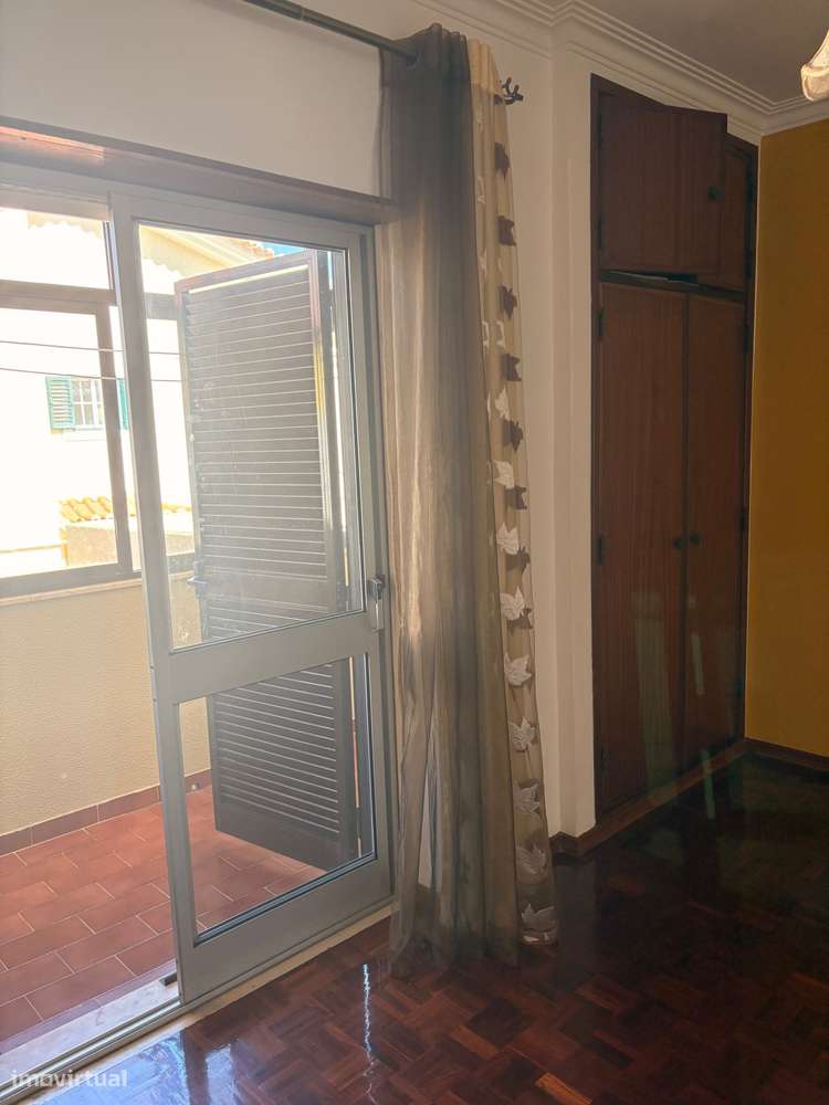 Moradia geminada com garagem Bro Além das Vinhas 595.000€-13