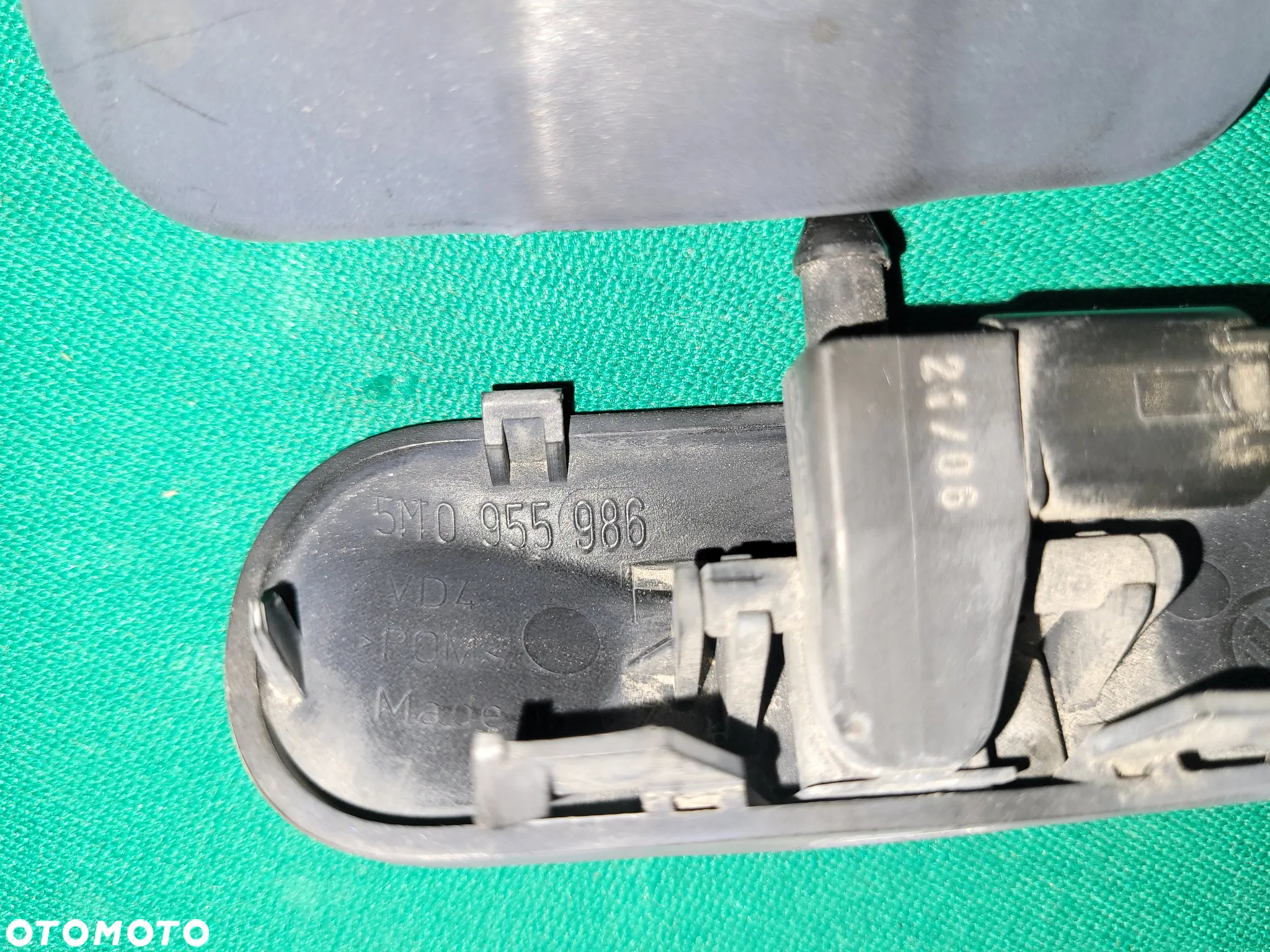 VW AUDI SEAT SKODA DYSZA SPRYSKIWACZA SZYBY CZOŁOWEJ 5M0955986 - 3