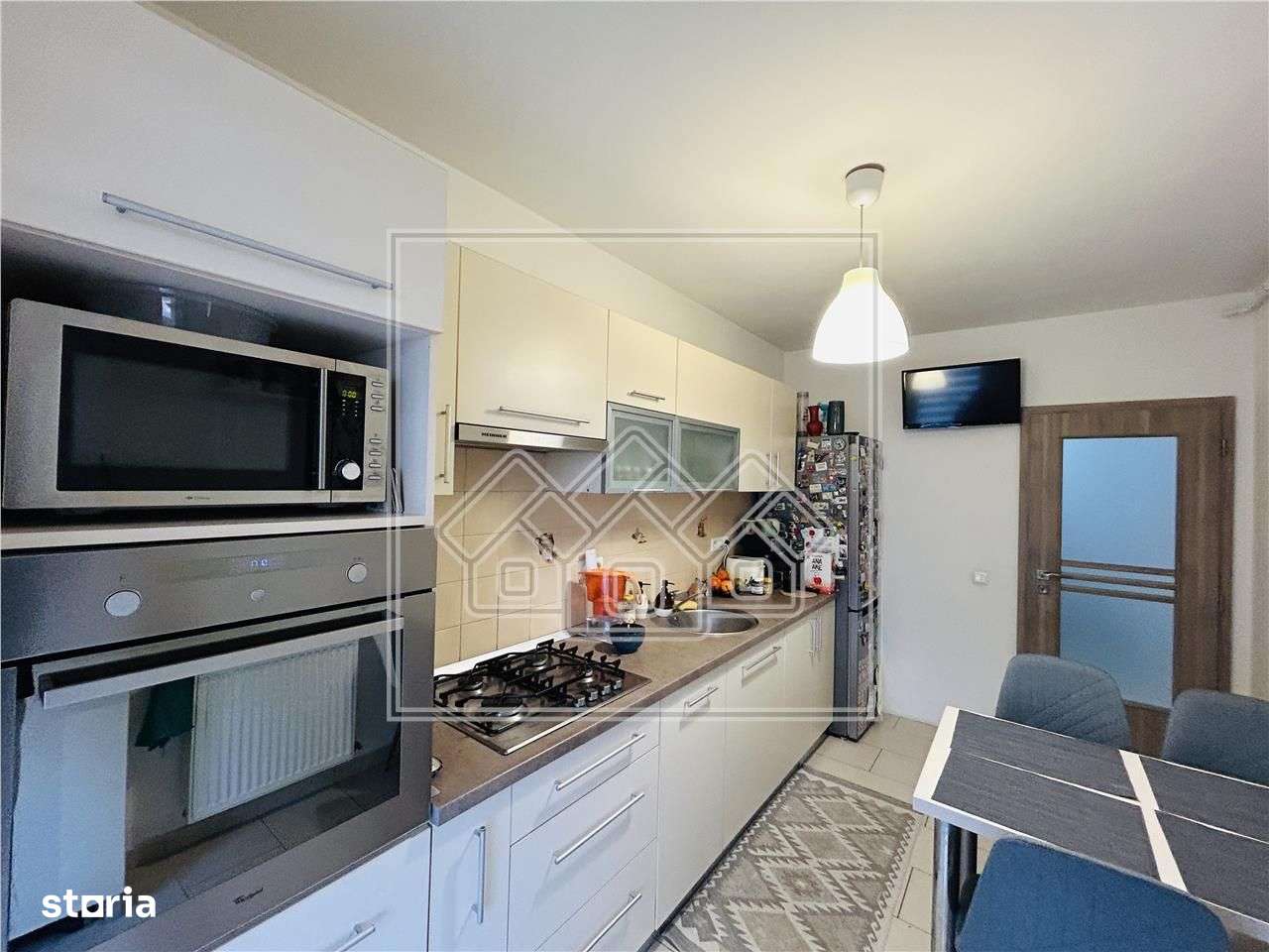 Apartament decomandat cu 3 camere, 2 bai, 2 balcoane, loc de parcare-5