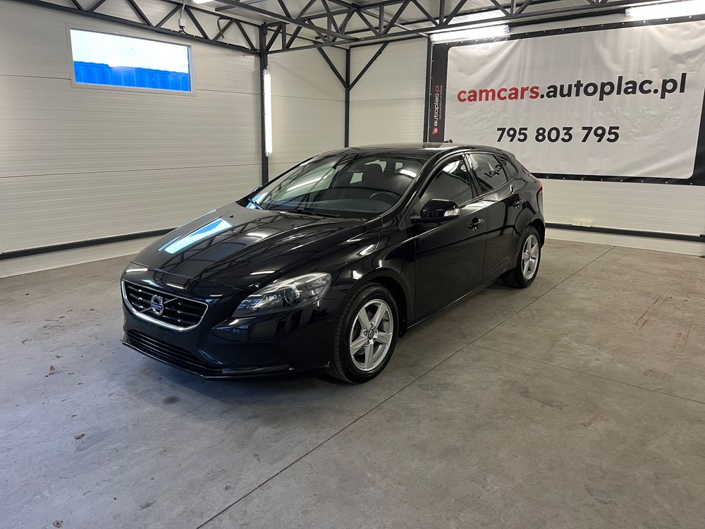 Volvo V40 II D2 2013