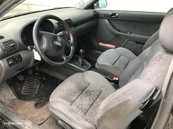 Audi A3 1.6cc 3P 1998 - Para Peças - 4