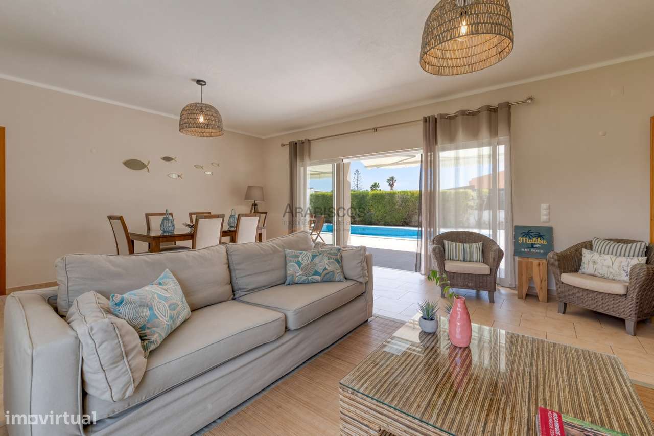 Moradia Isolada T3 - Arrendamento Anual - Piscina - Jardim - Barbecue - Grande imagem: 5/27